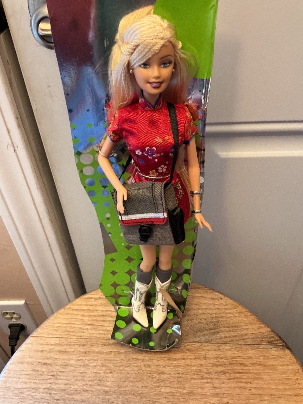 I MESSAGE GIRLS BARBIE DOLL 2004 C6784 Blonde Micro Braids Incomplete